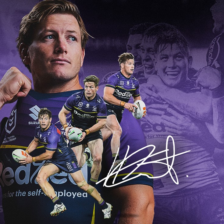 Harry Grant re-signs until 2028