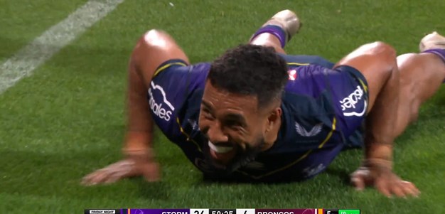 Jennings scores first try for Melbourne
