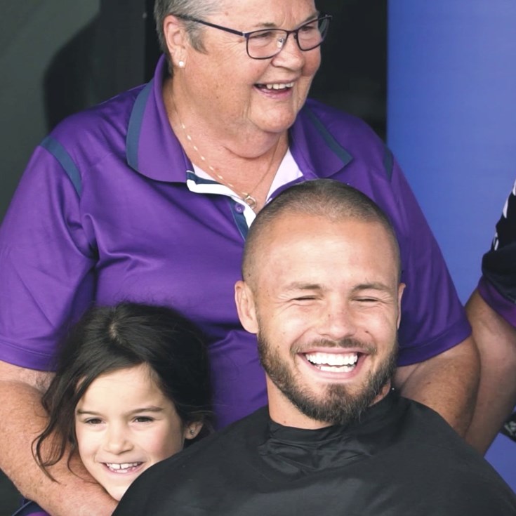 Sandor Earl and Craig Bellamy shave for a cure
