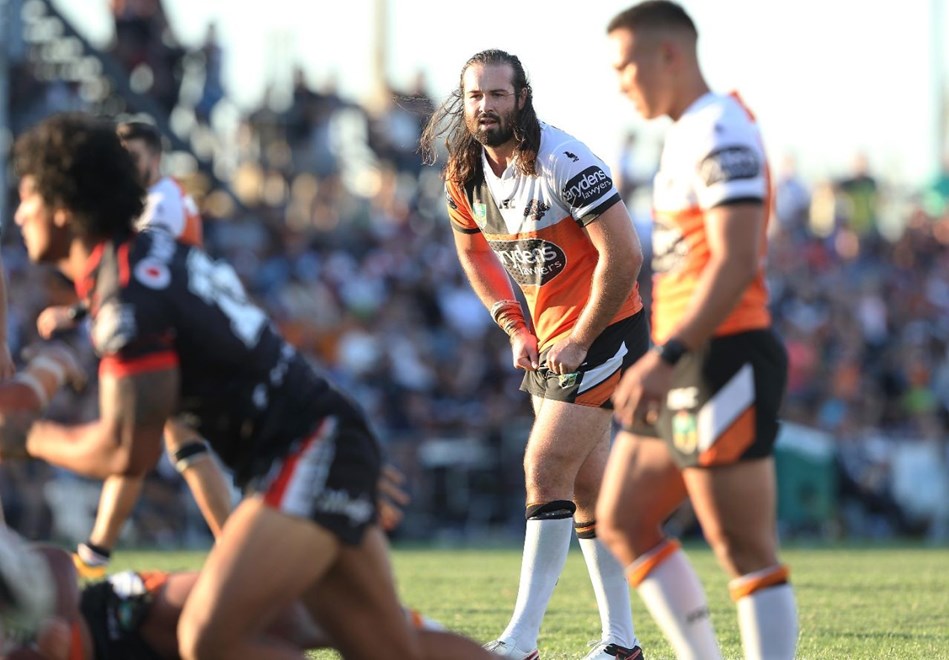 Competition - NRL PremiershipRound - Round 01Teams - Wests Tigers Vs WarriorsDate - 5th of March 2016Venue - Campbelltown Stadium, Campbelltown, Sydney NSWPhotographer - Robb Cox