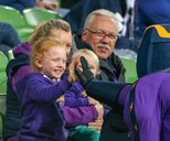 Fans on the field in Rd.21