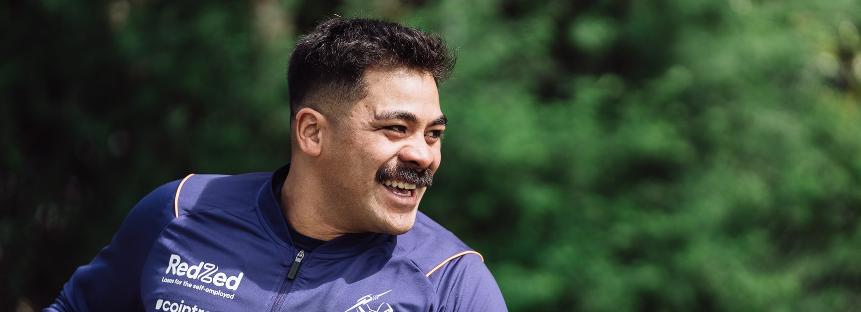 Tonumaipea and Lewis sign on for train and trial