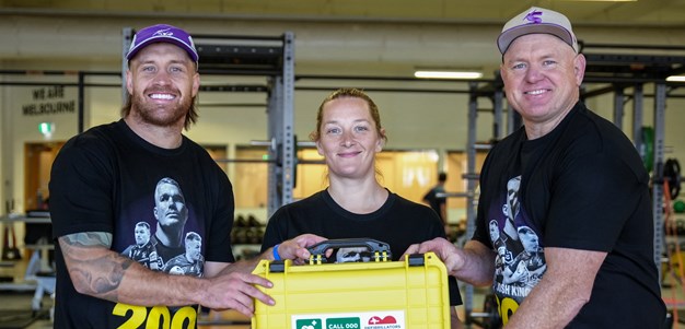 Storm Old Boys Donate Defibrillator to Current Squad
